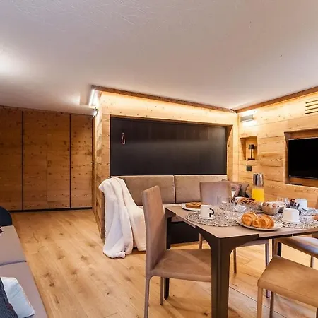 Apartment Maison Allee The Art Of Alpine Living Courmayeur